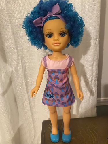 Famosa nancy curly power blue - curly,