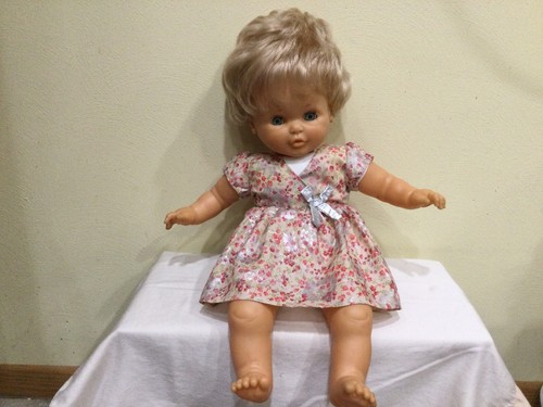 Vtg 1983 famosa - famosa, doll