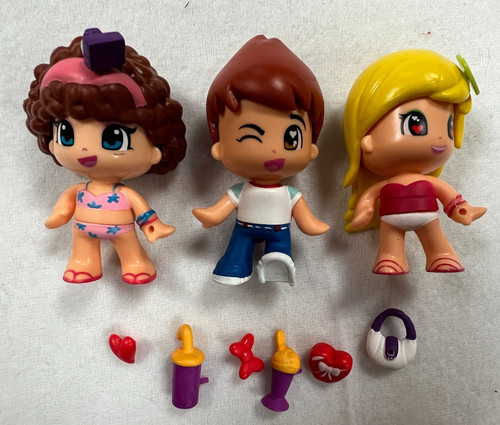 Famosa figures faced - 3,