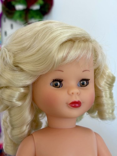 Nancy famosa doll - nancy,
