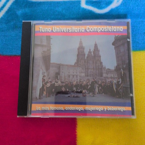 Tuna universitaria - tuna,